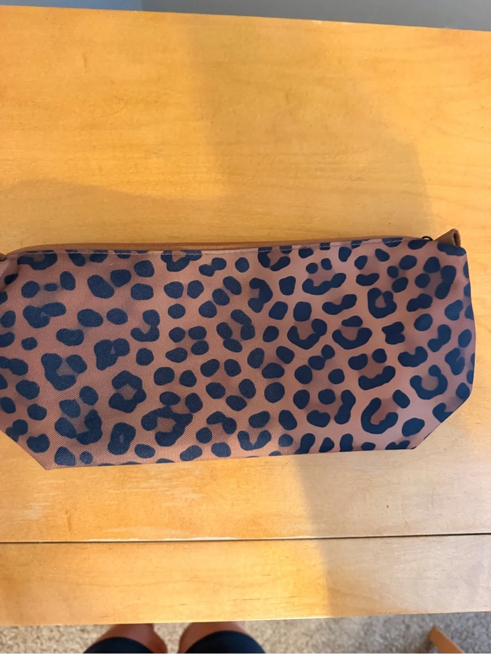 Canvelle Leopard Toiletry pouch - Medium